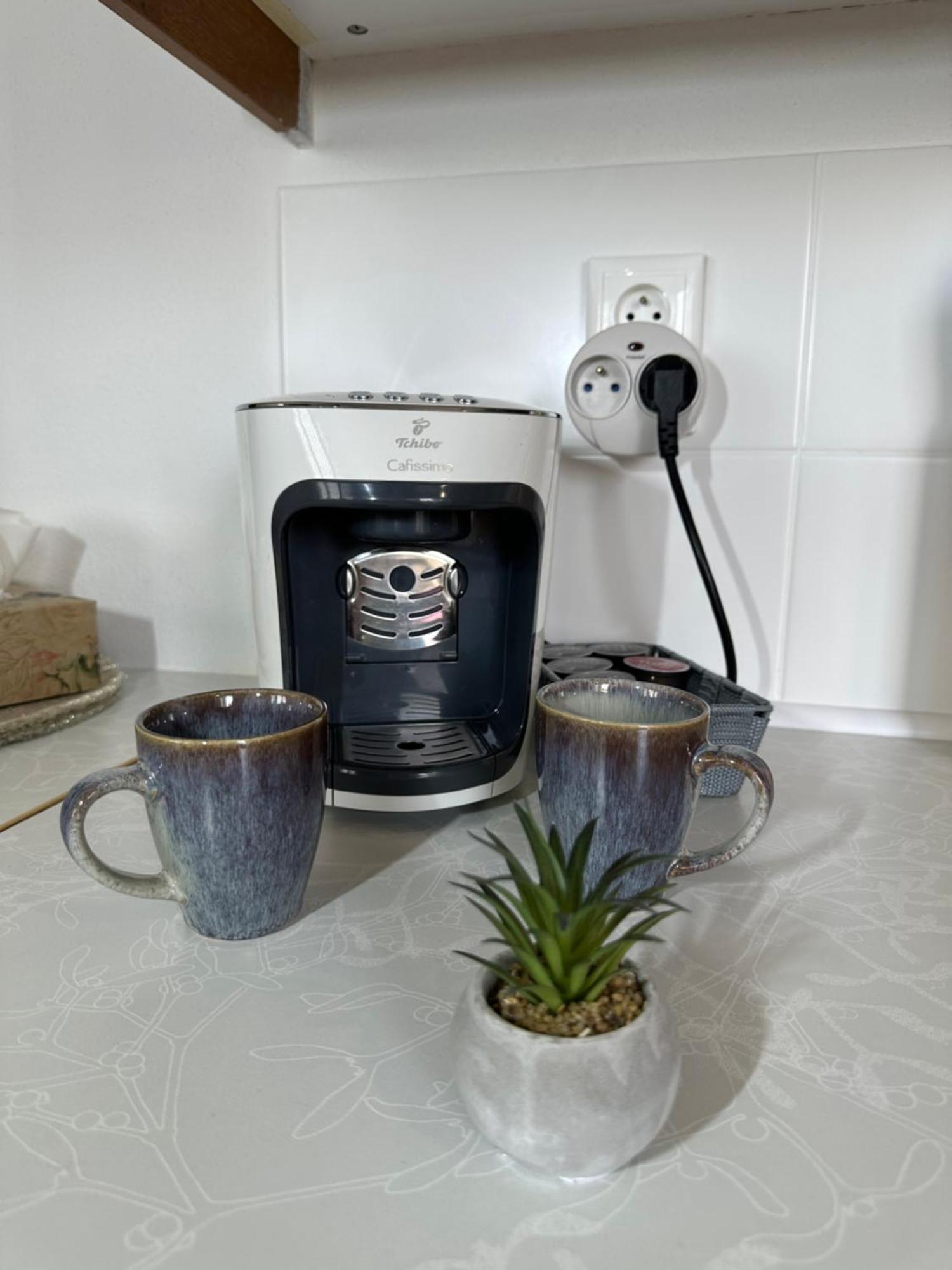ברטיסלאבה Cozy Apartment With Nice Balcony Seating, 9Th Floor, Parking מראה חיצוני תמונה