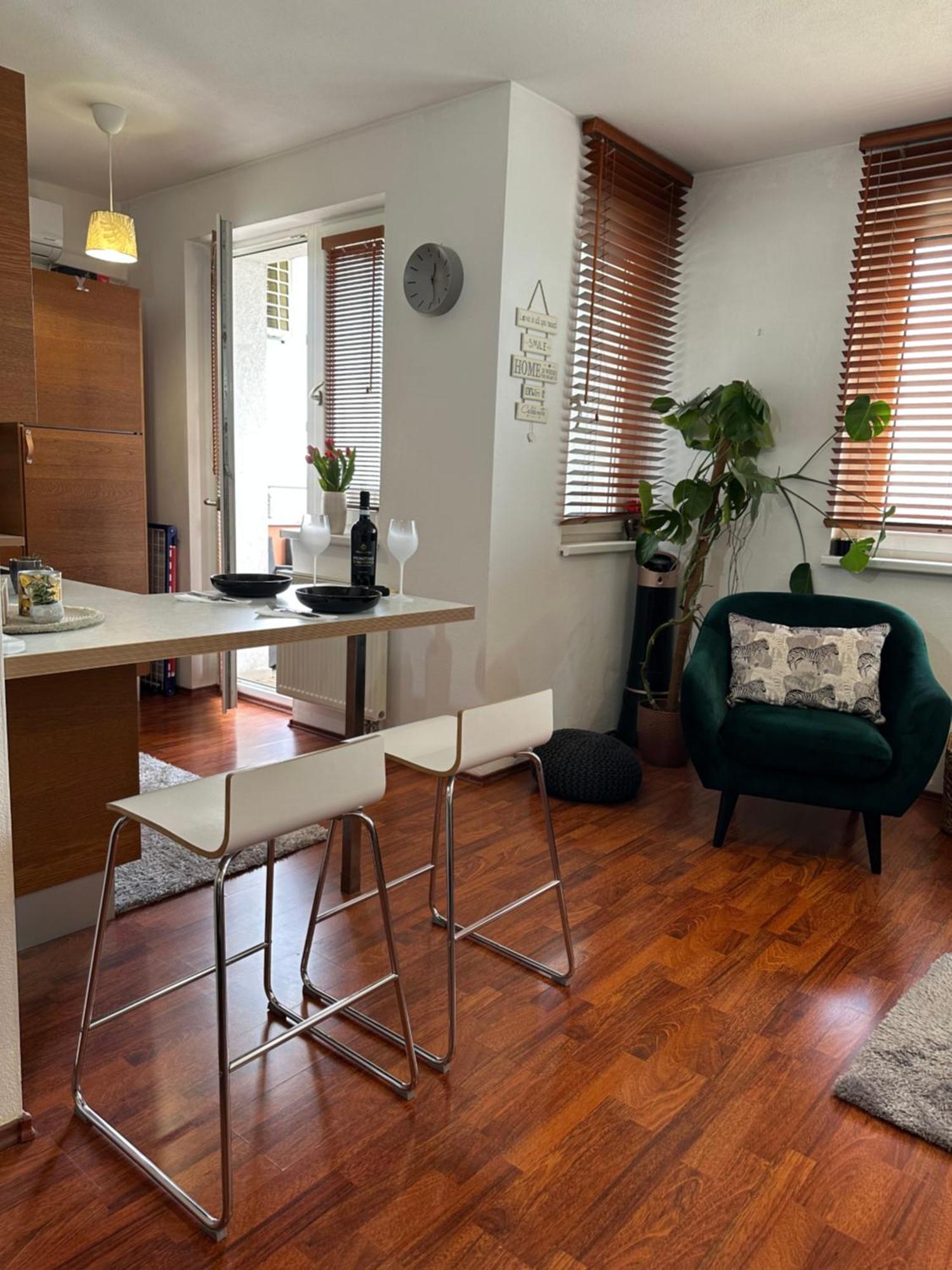 ברטיסלאבה Cozy Apartment With Nice Balcony Seating, 9Th Floor, Parking מראה חיצוני תמונה