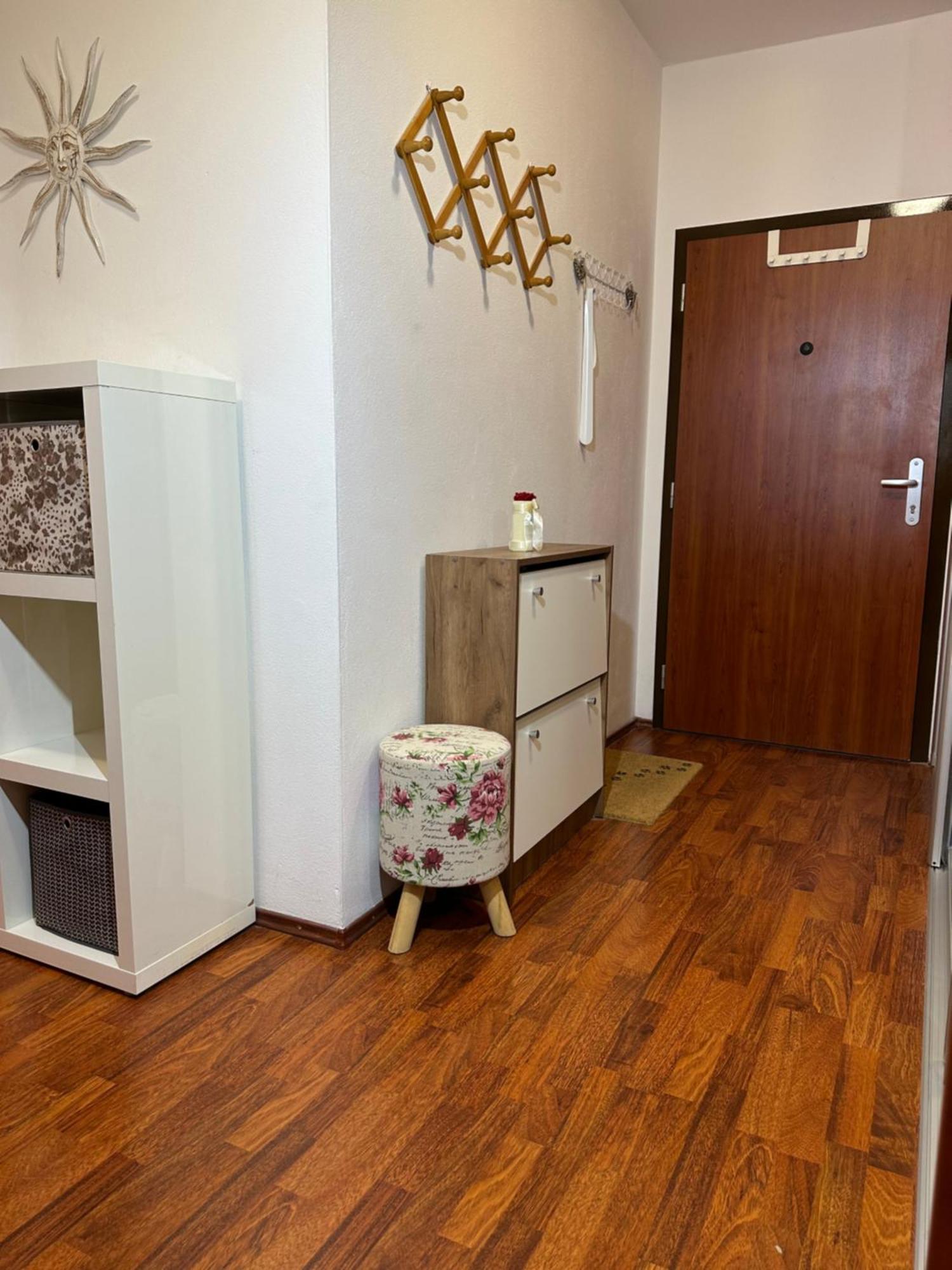 ברטיסלאבה Cozy Apartment With Nice Balcony Seating, 9Th Floor, Parking מראה חיצוני תמונה