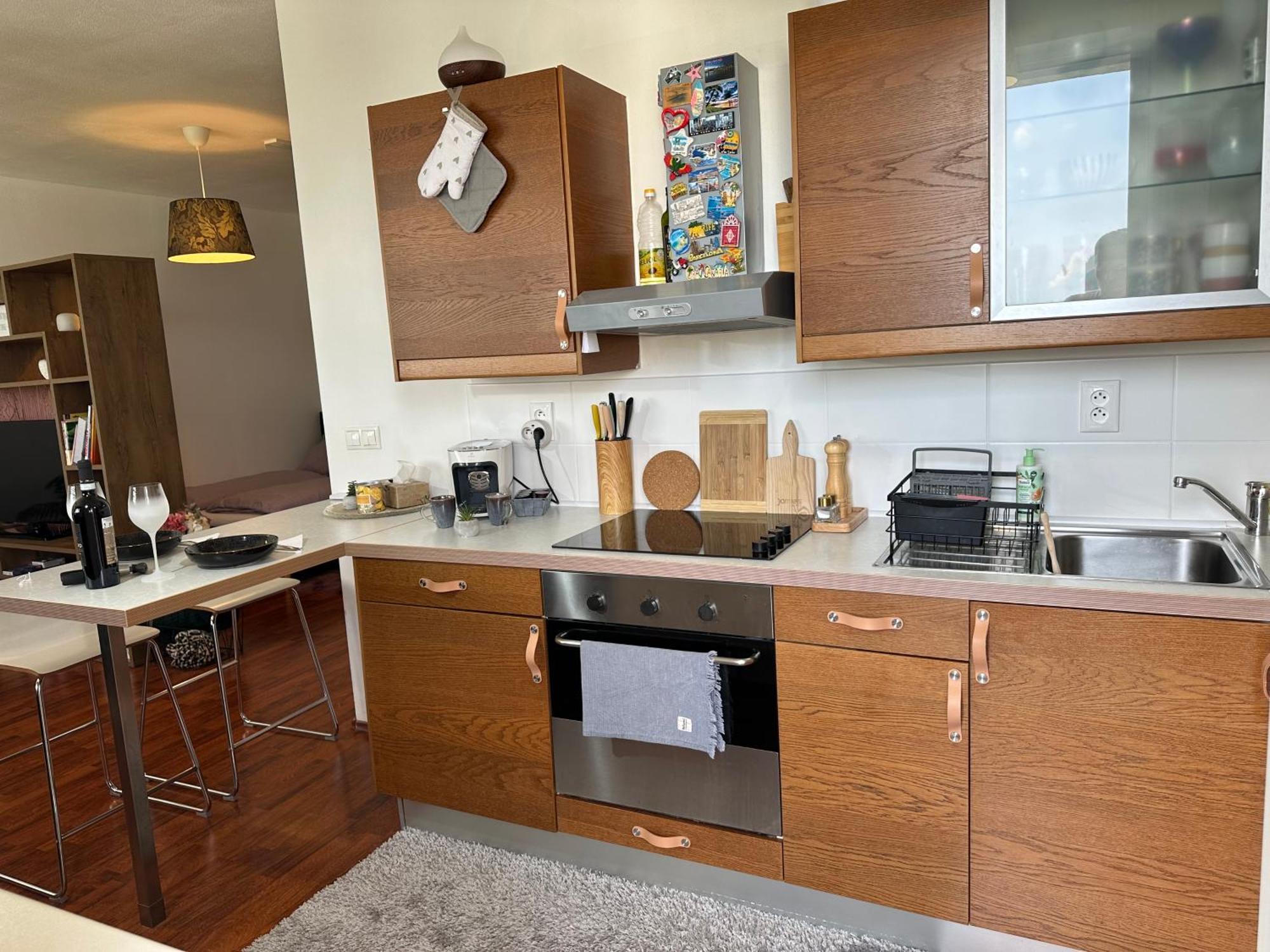 ברטיסלאבה Cozy Apartment With Nice Balcony Seating, 9Th Floor, Parking מראה חיצוני תמונה